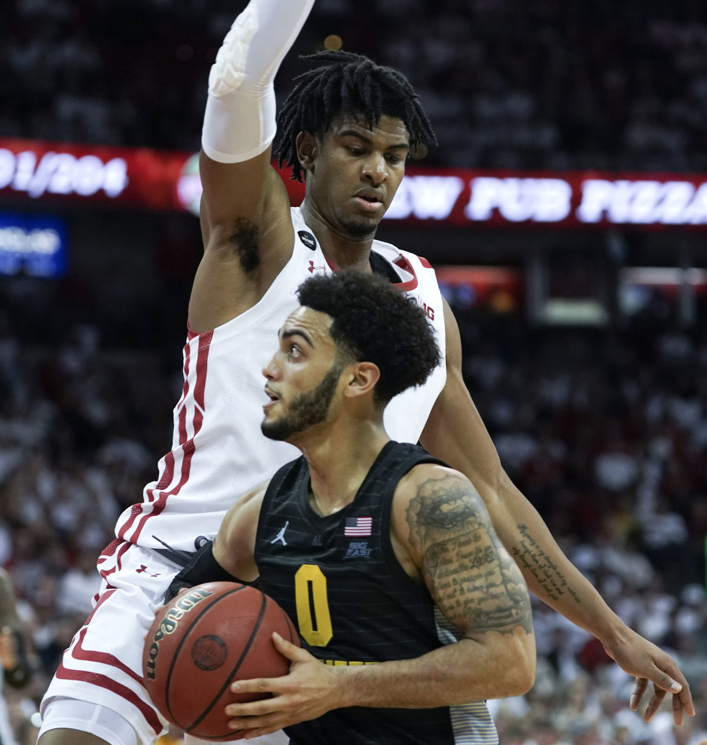 Badgers 77, Golden Eagles 61
